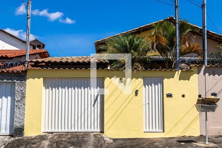 Casa para alugar com 120m², 3 quartos e 1 vaga Casa para alugar com 120m², 3 quartos e 1 vagaFachada