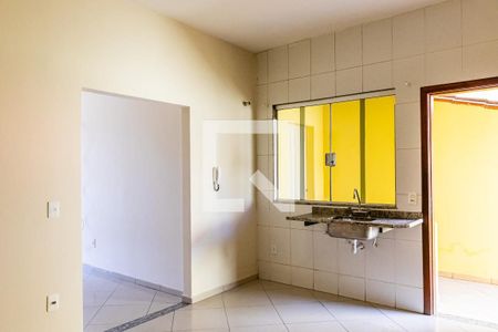 Casa para alugar com 120m², 3 quartos e 1 vaga Casa para alugar com 120m², 3 quartos e 1 vagaCozinha