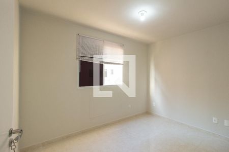 Quarto 1 de apartamento para alugar com 2 quartos, 40m² em Guaratiba, Rio de Janeiro