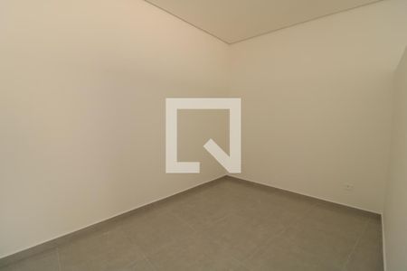 Quarto de kitnet/studio para alugar com 1 quarto, 28m² em Quinta da Paineira, São Paulo