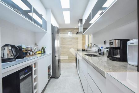 Apartamento à venda com 109m², 3 quartos e 2 vagasCozinha