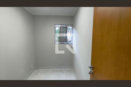 Quarto 1 de apartamento para alugar com 3 quartos, 72m² em Vila Moraes, São Paulo