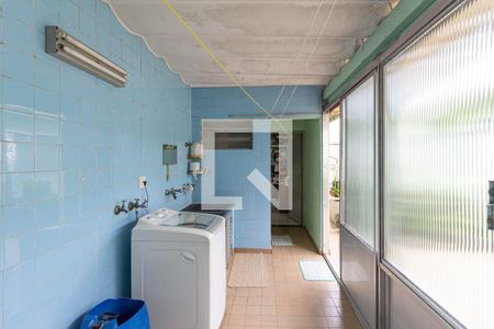 Casa à venda com 323m², 3 quartos e 4 vagasÁrea de Serviço