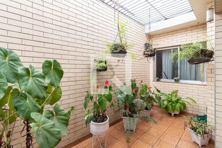 Casa à venda com 323m², 3 quartos e 4 vagasJardim de Inverno