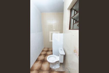Casa à venda com 80m², 3 quartos e 1 vaga Casa à venda com 80m², 3 quartos e 1 vagaBanheiro