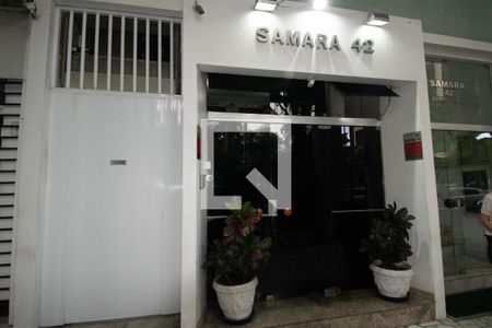 Apartamento à venda com 120m², 3 quartos e sem vagaFachada