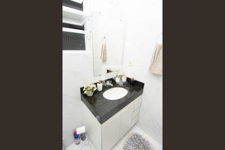 Apartamento à venda com 120m², 3 quartos e sem vagaBanheiro 2