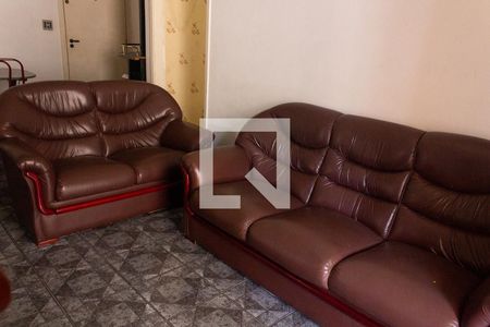 Detalhe sala de apartamento para alugar com 2 quartos, 120m² em Vila Tupi, Praia Grande
