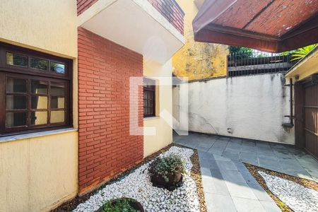 Garagem de casa à venda com 3 quartos, 156m² em Vila Gumercindo, São Paulo