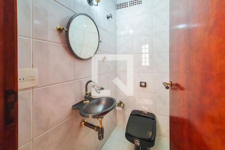 Casa à venda com 156m², 3 quartos e 3 vagasLavabo