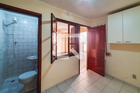 Casa à venda com 156m², 3 quartos e 3 vagasQuarto de Serviço ou extra