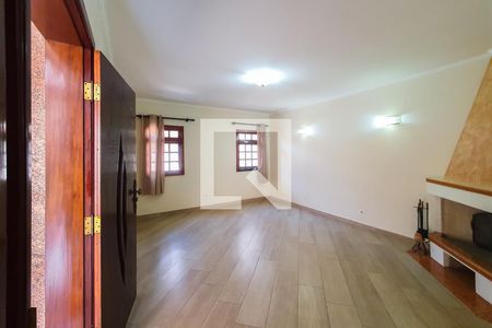 Sala de casa à venda com 3 quartos, 156m² em Vila Gumercindo, São Paulo