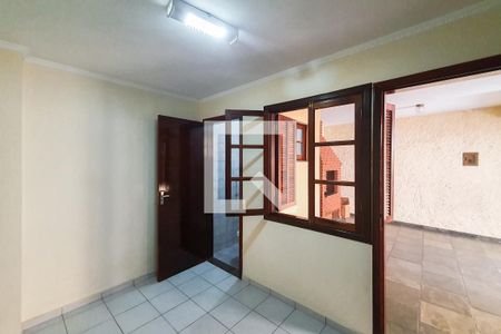 Casa à venda com 156m², 3 quartos e 3 vagasQuarto de Serviço ou extra