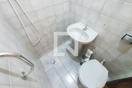 Casa à venda com 156m², 3 quartos e 3 vagasBanheiro