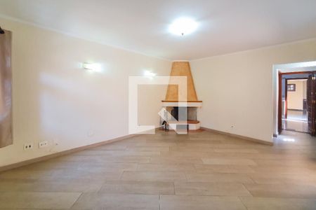 Casa à venda com 156m², 3 quartos e 3 vagasSala