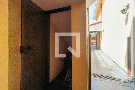 Casa à venda com 156m², 3 quartos e 3 vagasLavanderia