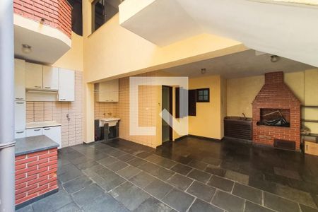 Casa à venda com 156m², 3 quartos e 3 vagasChurrasqueira