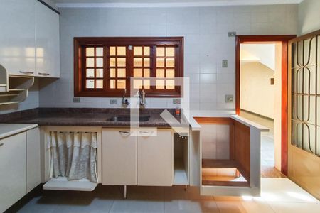 Casa à venda com 156m², 3 quartos e 3 vagasCozinha 