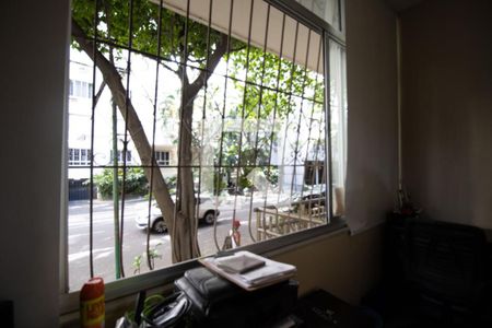Vista da Sala de apartamento à venda com 2 quartos, 83m² em Copacabana, Rio de Janeiro