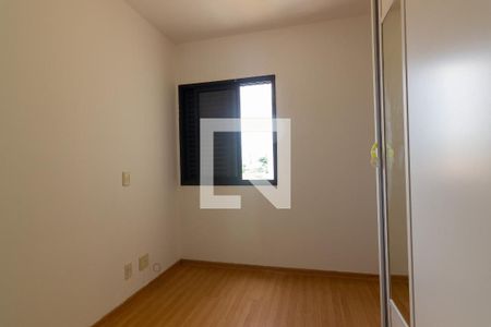 Apartamento à venda com 56m², 2 quartos e 2 vagasQuarto 2