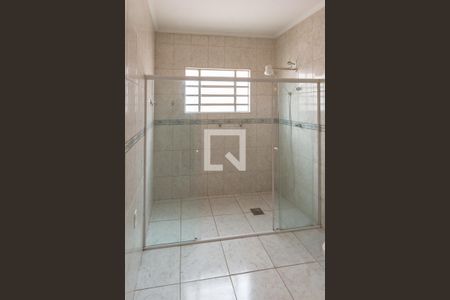 Casa para alugar com 346m², 3 quartos e 9 vagas Casa para alugar com 346m², 3 quartos e 9 vagasBanheiro