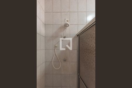 Banheiro da Suíte de casa para alugar com 3 quartos, 346m² em Jardim Leonor, Campinas