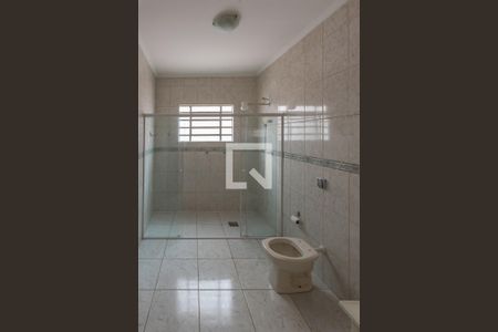 Casa para alugar com 346m², 3 quartos e 9 vagas Casa para alugar com 346m², 3 quartos e 9 vagasBanheiro