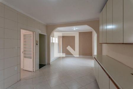 Casa para alugar com 346m², 3 quartos e 9 vagas Casa para alugar com 346m², 3 quartos e 9 vagasCozinha
