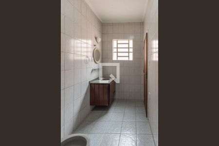 Casa para alugar com 346m², 3 quartos e 9 vagas Casa para alugar com 346m², 3 quartos e 9 vagasBanheiro da Suíte