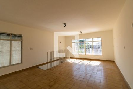 Sala 2 de Casa com 3 quartos, 250m² Vila Dalva