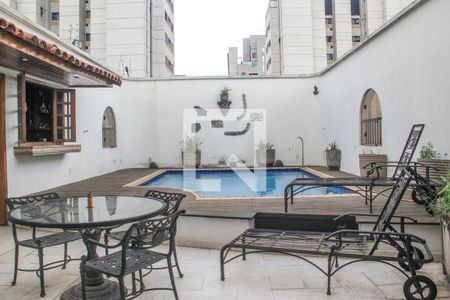 Apartamento à venda com 431m², 4 quartos e 4 vagasQuintal