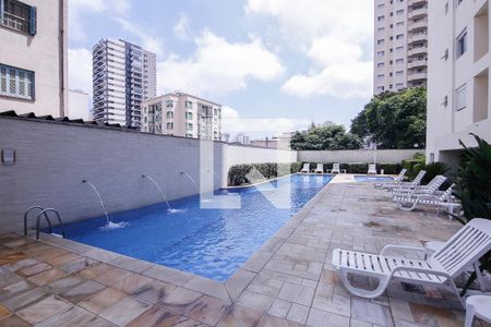Apartamento à venda com 83m², 2 quartos e 1 vagaPiscina