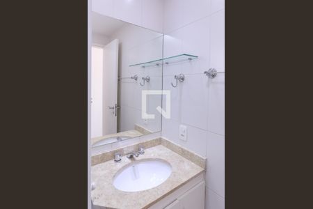 Apartamento à venda com 83m², 2 quartos e 1 vagaBanheiro Suíte