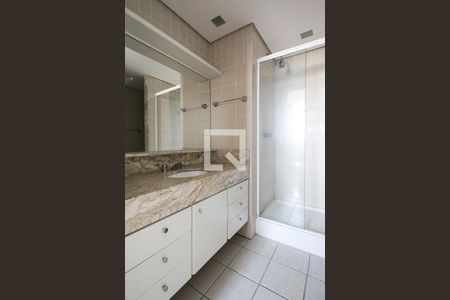 Apartamento para alugar com 75m², 2 quartos e 2 vagasBanheiro da Suíte 