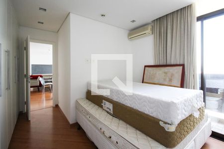 Suíte  de apartamento para alugar com 2 quartos, 75m² em Itaim Bibi, São Paulo