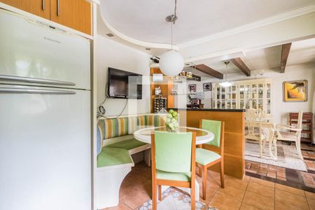 Casa à venda com 220m², 4 quartos e 3 vagasCozinha