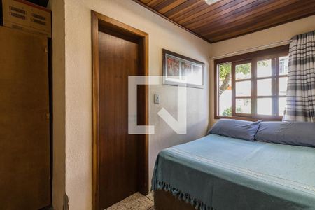 Casa à venda com 220m², 4 quartos e 3 vagasDormitório4