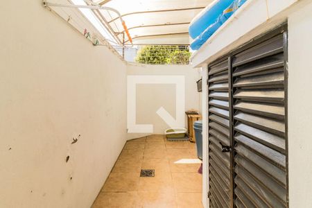 Casa à venda com 220m², 4 quartos e 3 vagasDetalhe da area de serviço
