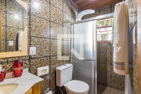 Casa à venda com 220m², 4 quartos e 3 vagasBanheiro da Suíte