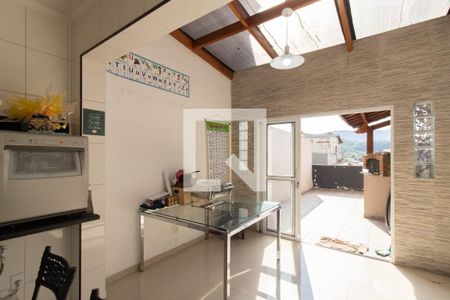 Casa para alugar com 120m², 2 quartos e 1 vaga Casa para alugar com 120m², 2 quartos e 1 vagaCopa