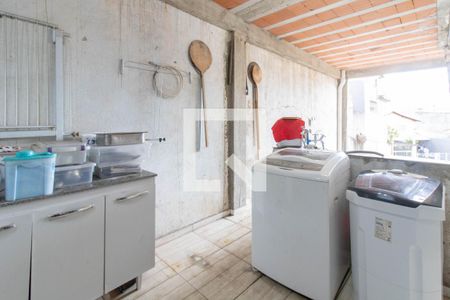 Casa para alugar com 120m², 2 quartos e 1 vaga Casa para alugar com 120m², 2 quartos e 1 vagaÁrea de Serviço