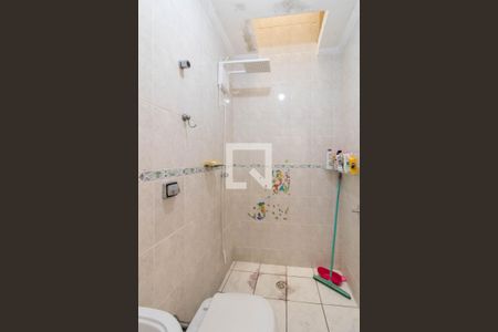 Casa para alugar com 120m², 2 quartos e 1 vaga Casa para alugar com 120m², 2 quartos e 1 vagaBanheiro
