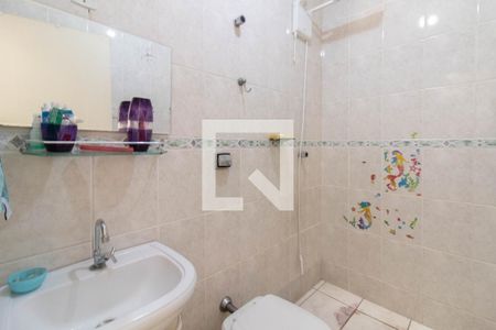 Casa para alugar com 120m², 2 quartos e 1 vaga Casa para alugar com 120m², 2 quartos e 1 vagaBanheiro