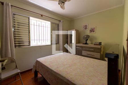 Casa à venda com 175m², 3 quartos e 2 vagasQuarto 1