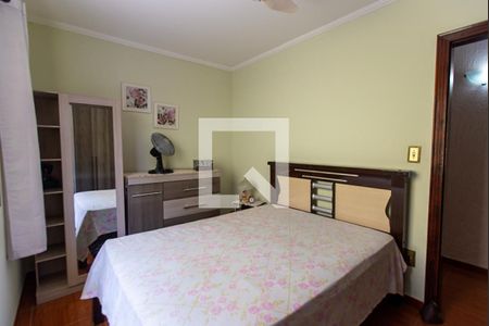 Casa à venda com 175m², 3 quartos e 2 vagasQuarto 1