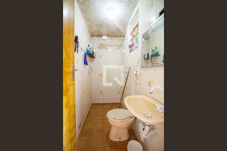 Casa à venda com 172m², 3 quartos e sem vagaBanheiro 