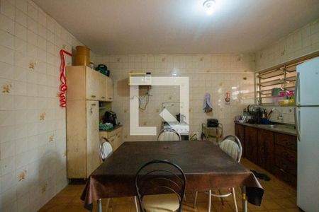 Cozinha  de casa à venda com 3 quartos, 172m² em Vila Elisio, São Paulo