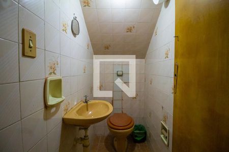 Lavabo  de casa à venda com 3 quartos, 172m² em Vila Elisio, São Paulo