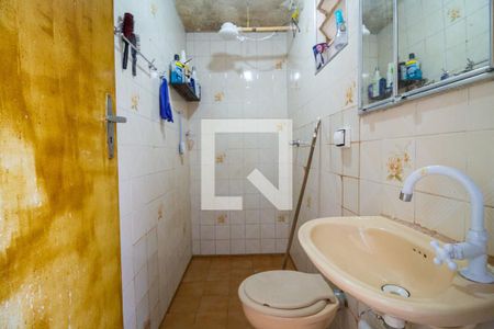 Casa à venda com 172m², 3 quartos e sem vagaBanheiro 