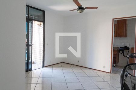 Sala  de apartamento para alugar com 2 quartos, 65m² em Icaraí, Niterói